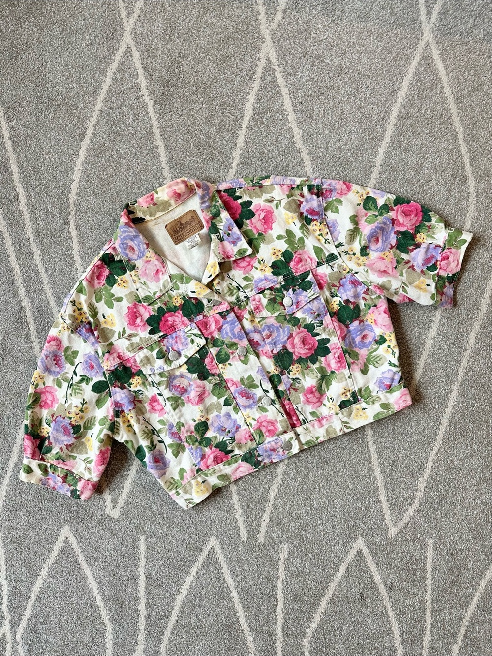Action West Vintage 80’s Pink Floral Cropped Denim Jacket w/ Puffed Sleeves